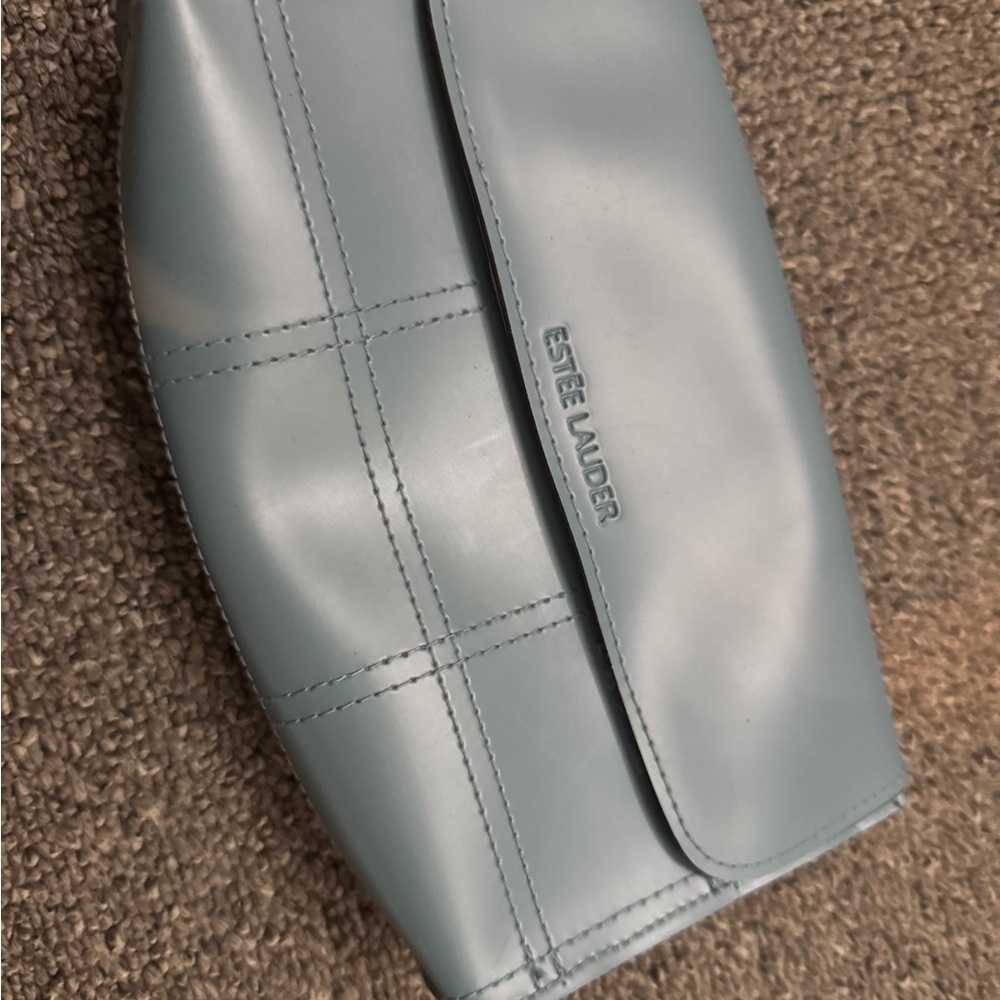 Estee Lauder Gray Toiletry Bag Sleek Design